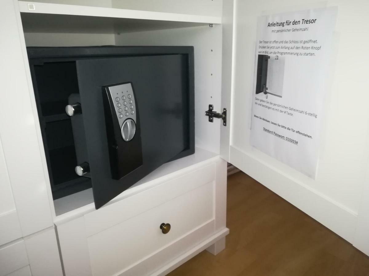 Luxury Apartment In Duisburg-Rahm - Business & Leisure - 'Netflix-Minibar' Buitenkant foto