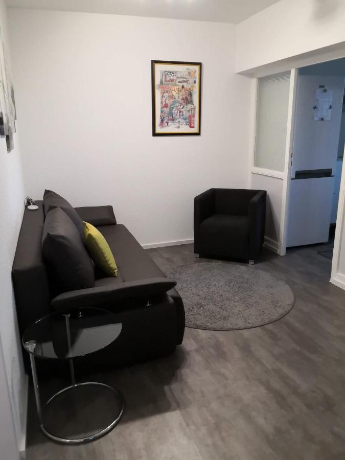 Luxury Apartment In Duisburg-Rahm - Business & Leisure - 'Netflix-Minibar' Buitenkant foto