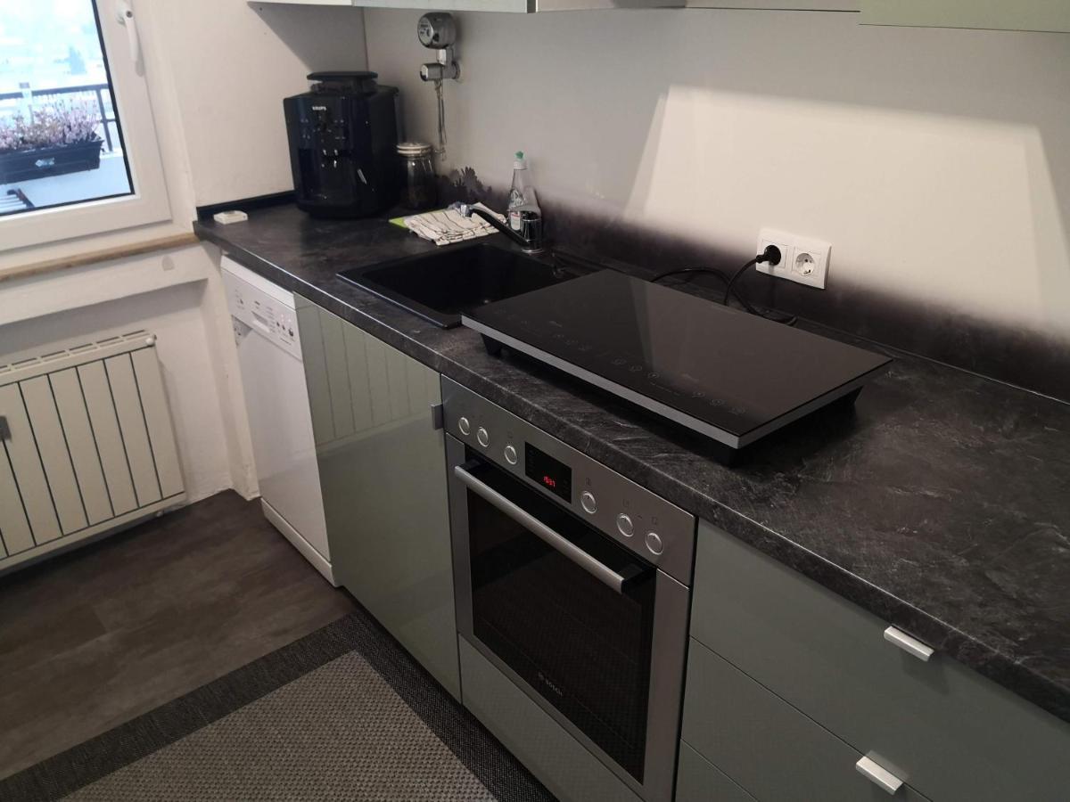 Luxury Apartment In Duisburg-Rahm - Business & Leisure - 'Netflix-Minibar' Buitenkant foto